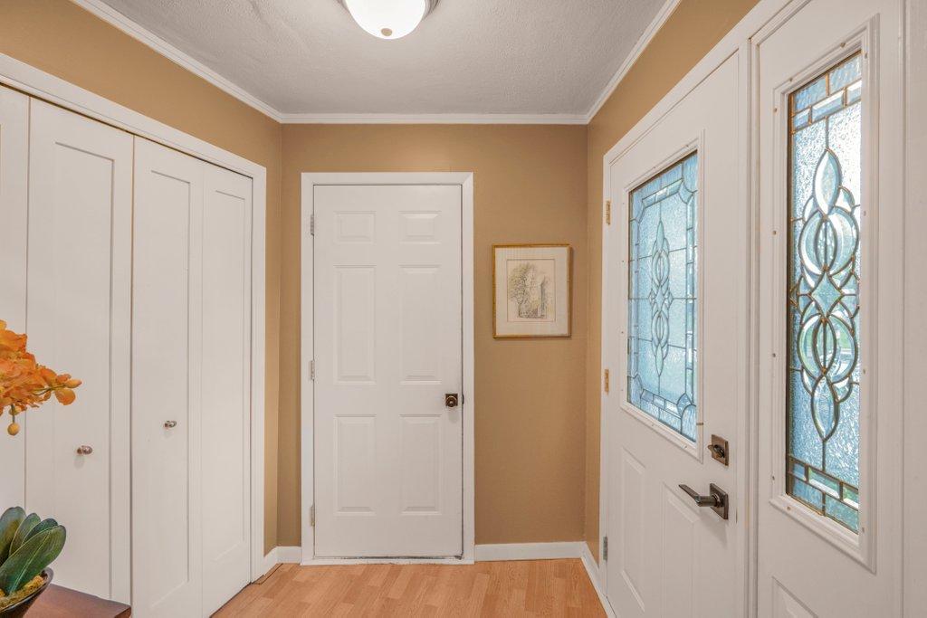 Large foyer area