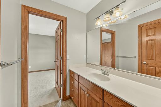 1415 Cottage Lane SE, Owatonna, MN 55060