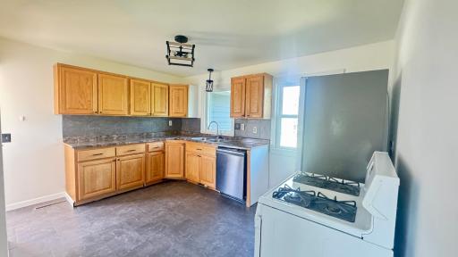 723 3rd Street SE, Barnesville, MN 56514