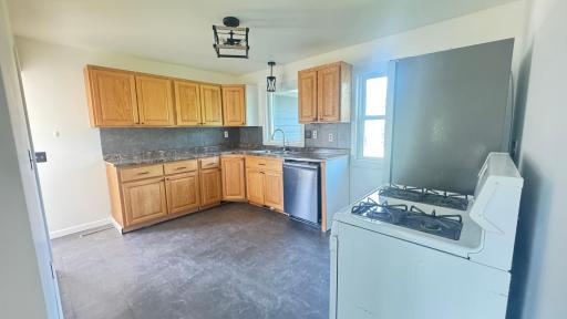 723 3rd Street SE, Barnesville, MN 56514