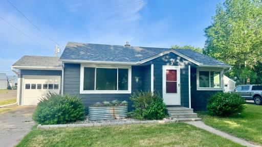723 3rd Street SE, Barnesville, MN 56514