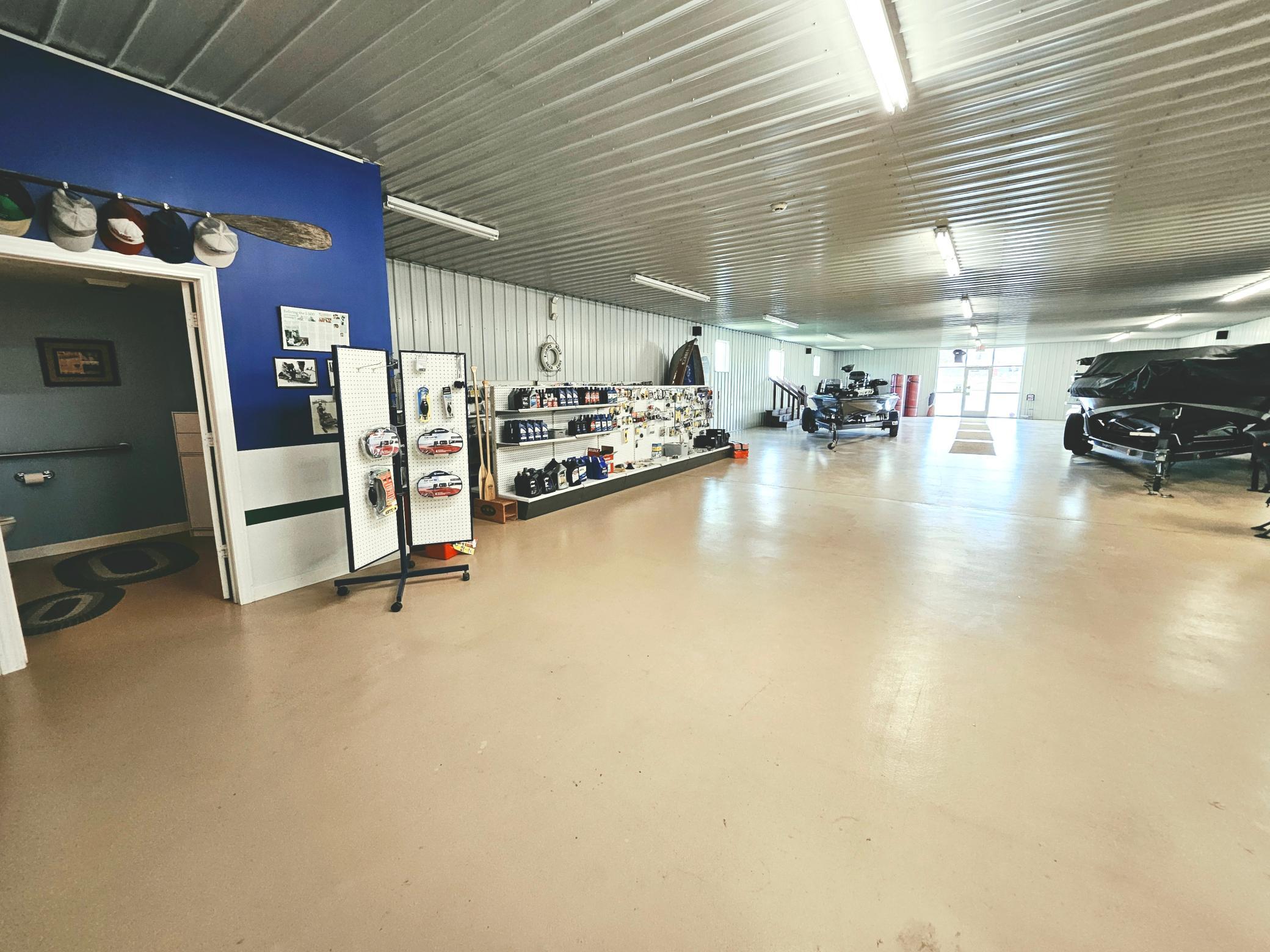 Showroom retail area and bathroom