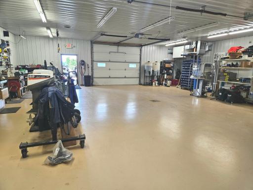 40 x 48 shop area