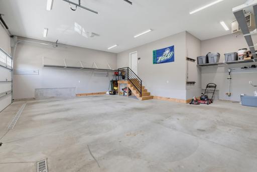 977 Pheasant Run S, Circle Pines, MN 55014