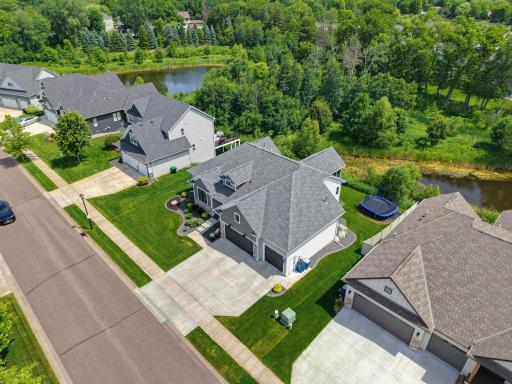 977 Pheasant Run S, Circle Pines, MN 55014