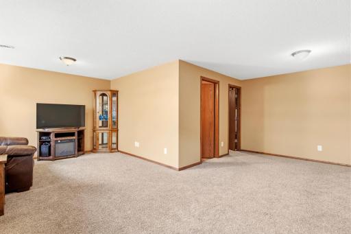 610 2nd Avenue SW, Rice, MN 56367