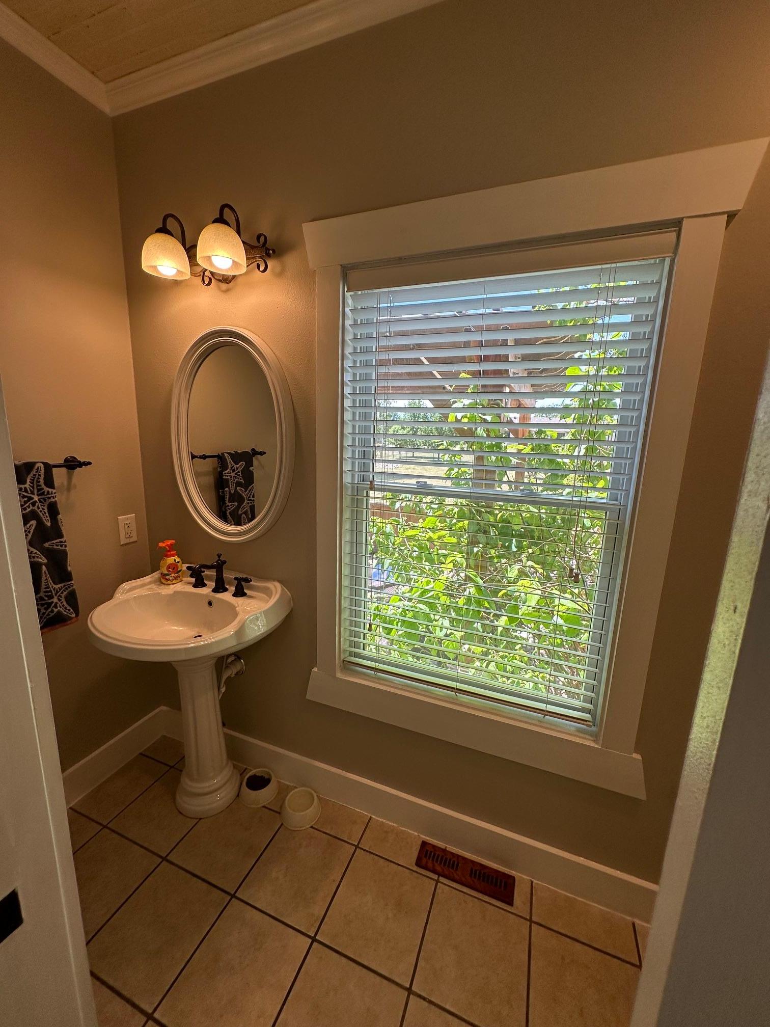 Main floor bath