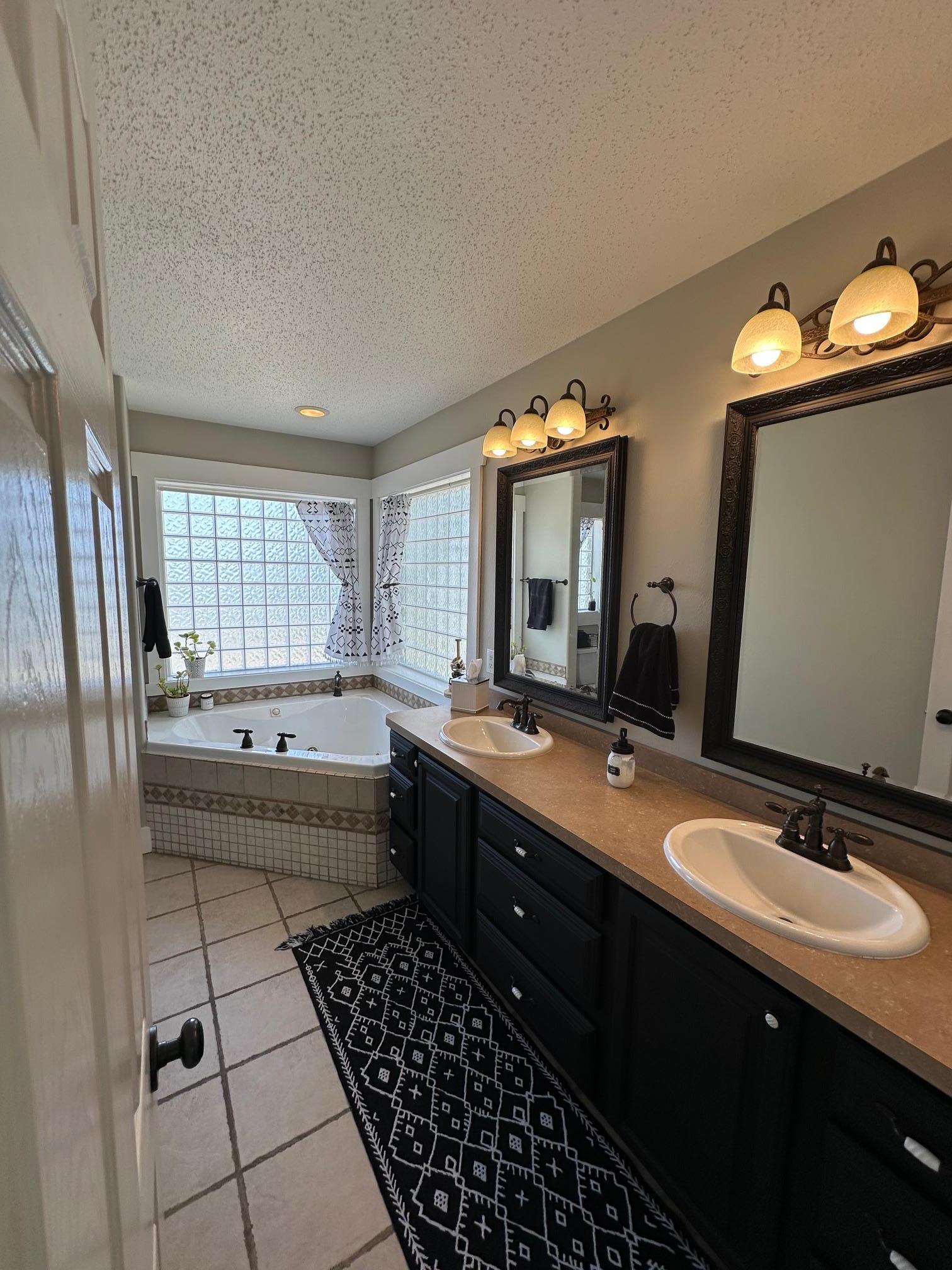 Upstairs primary bath