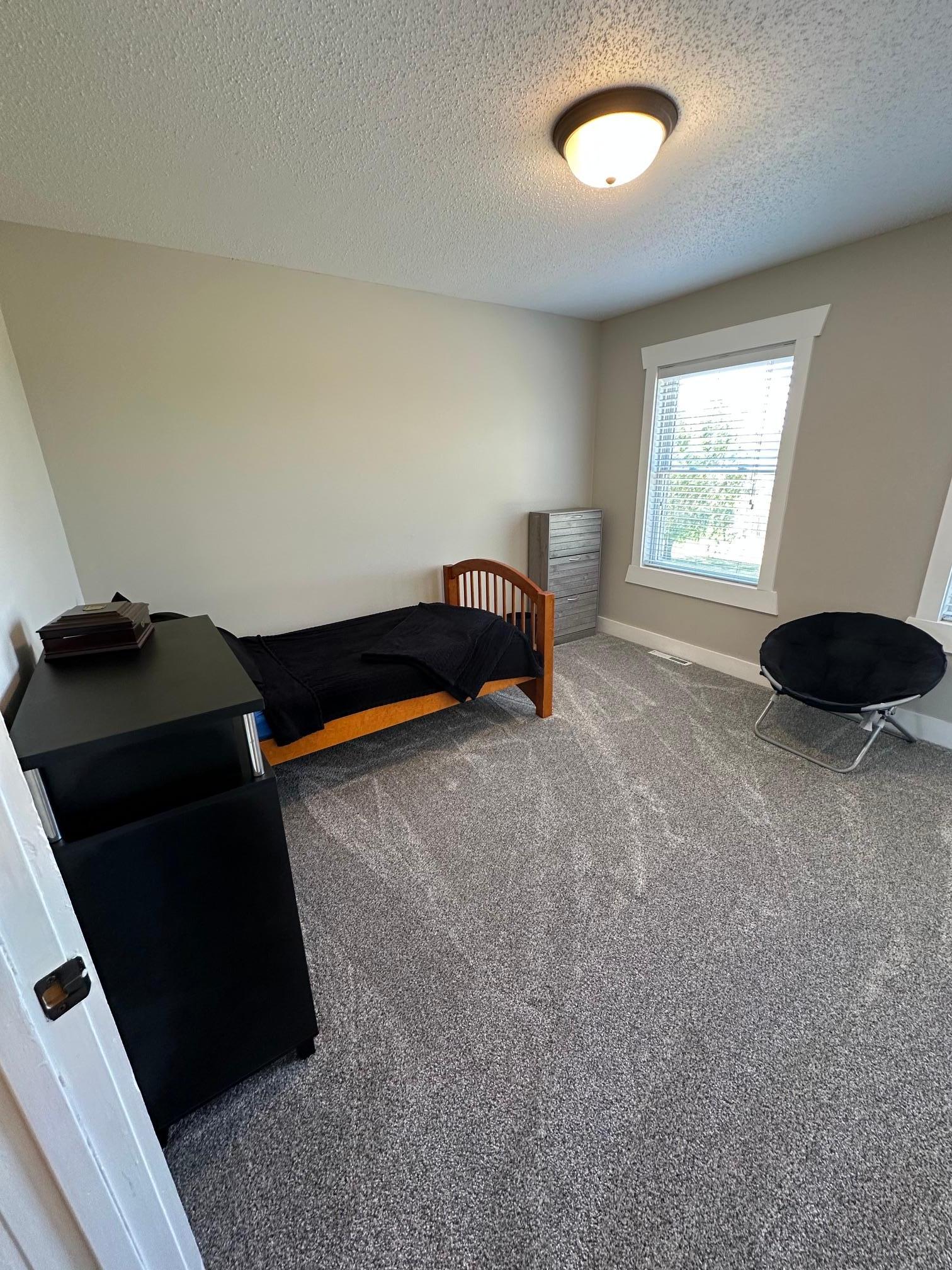 Upstairs bedroom #2