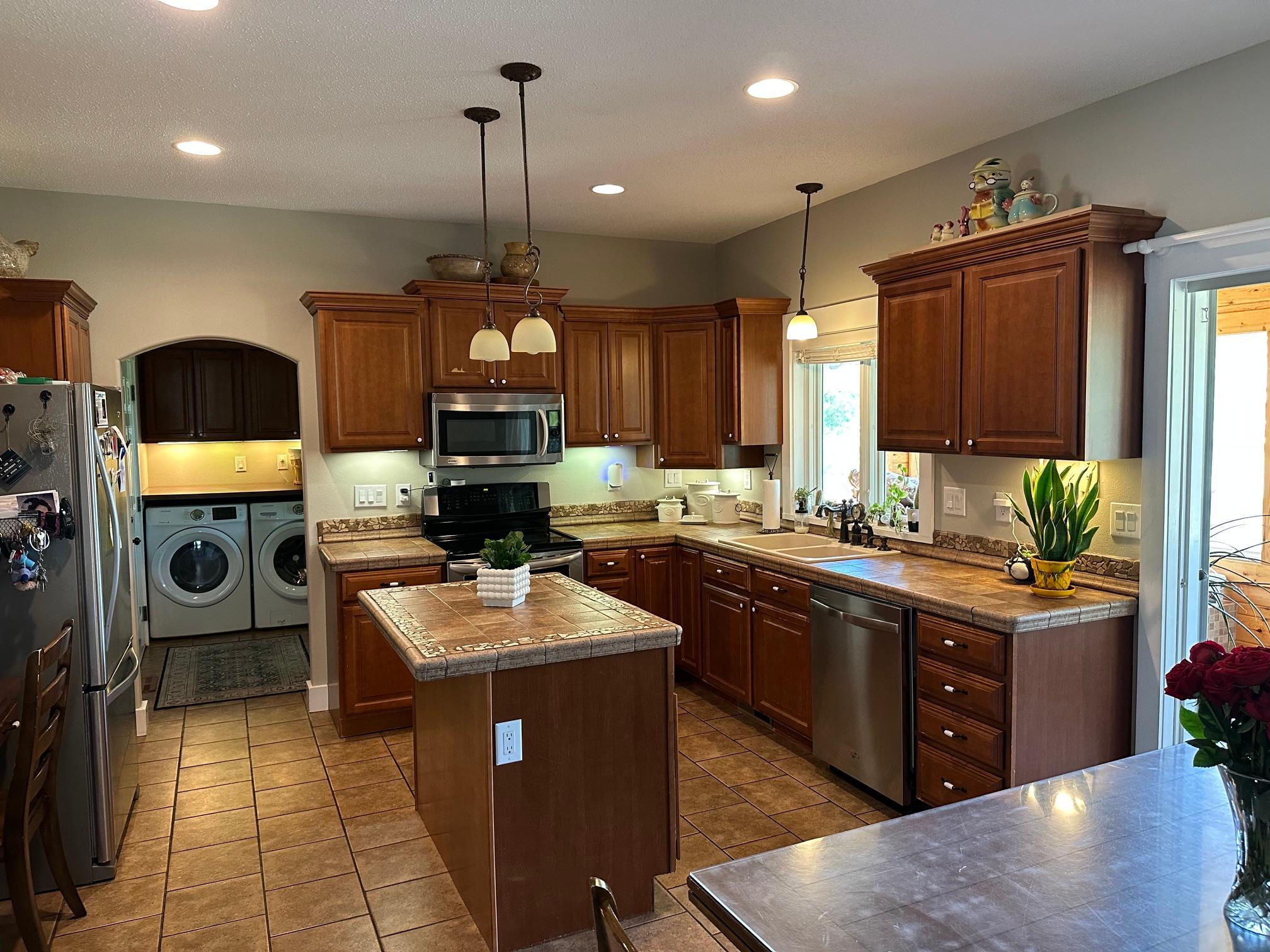 Main floor kitchen