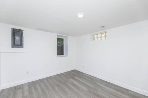 5214 Oliver Avenue N, Minneapolis, MN 55430