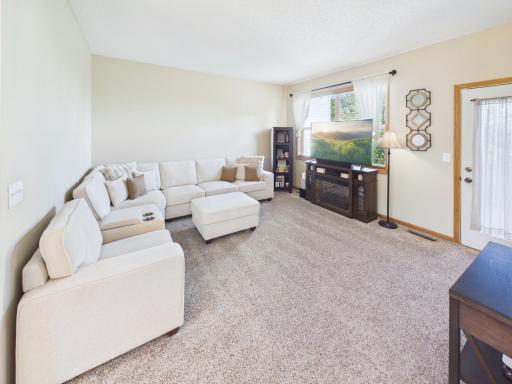 565 William Street, Big Lake, MN 55309