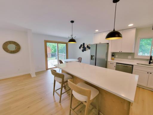 3949 Winnetka Avenue N, Minneapolis, MN 55427
