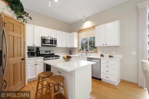 15751 Cicerone Path, Rosemount, MN 55068