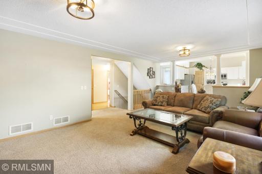 15751 Cicerone Path, Rosemount, MN 55068