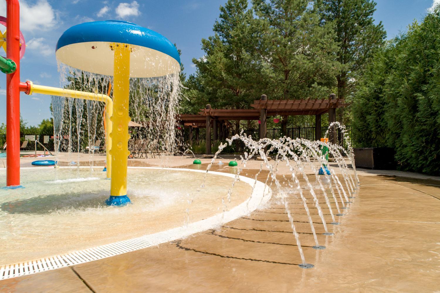Splash pad for the littles.
