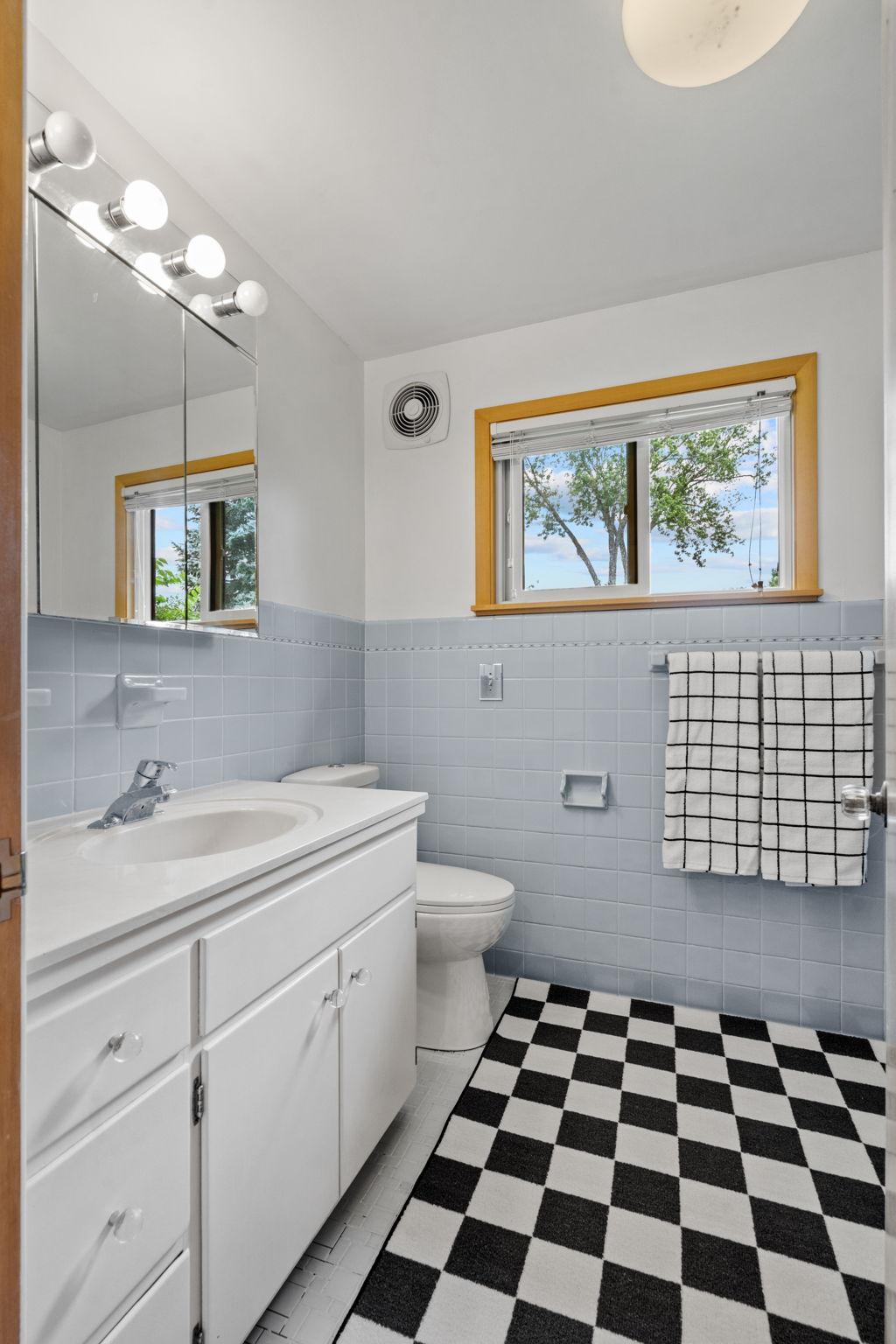 53-web-or-mls-620 Oak St-53.jpg