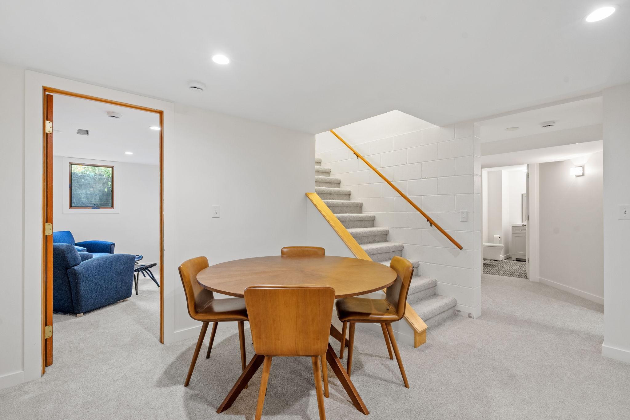 59-web-or-mls-620 Oak St-59.jpg