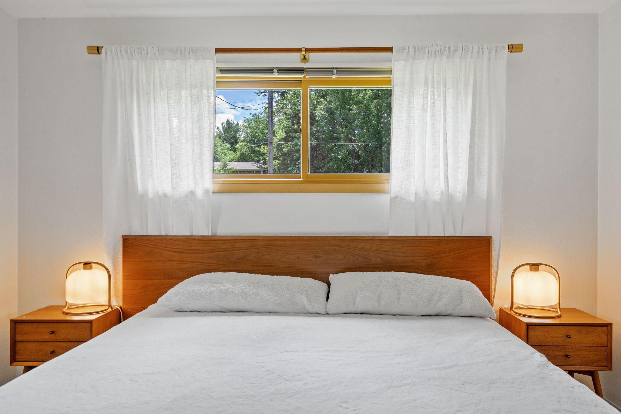 49-web-or-mls-620 Oak St-49.jpg