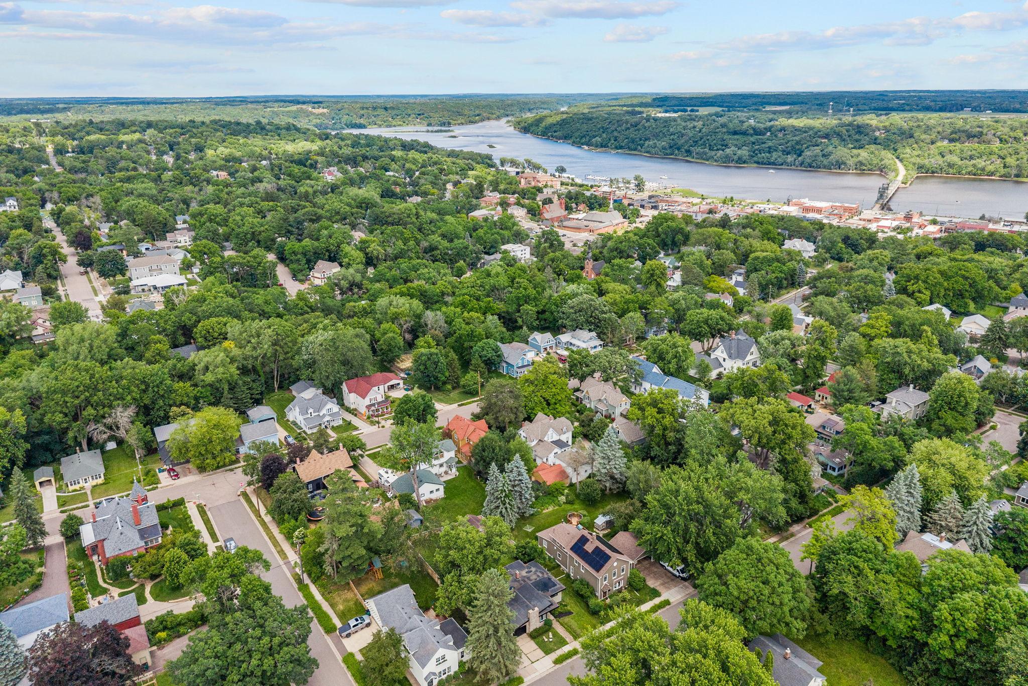 21-web-or-mls-620 Oak St-21.jpg