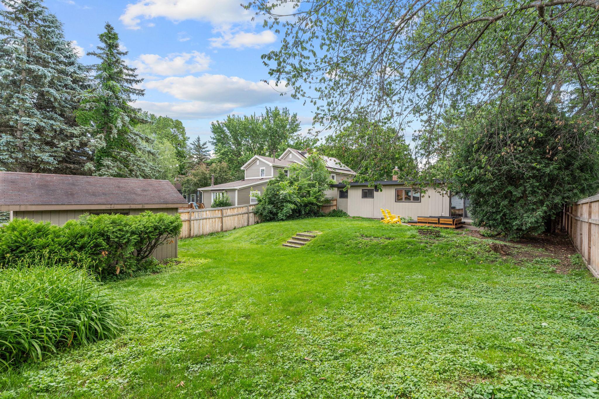 13-web-or-mls-620 Oak St-13.jpg