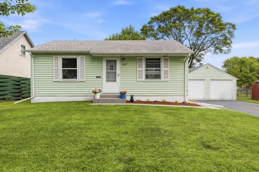 8519 Stevens Avenue S, Minneapolis, MN 55420