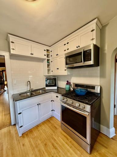 3706 Dupont Avenue N, Minneapolis, MN 55412