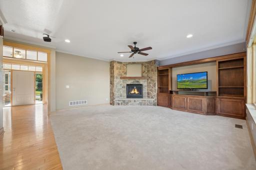 5352 Scenic Oak Drive SW, Rochester, MN 55902