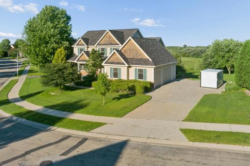 5352 Scenic Oak Drive SW, Rochester, MN 55902