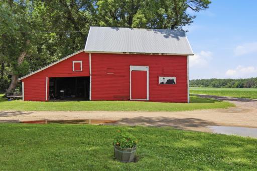 10463 Chip Renville Street SE, Maynard, MN 56260