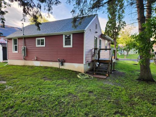 715 Commercial Avenue N, Sandstone, MN 55072