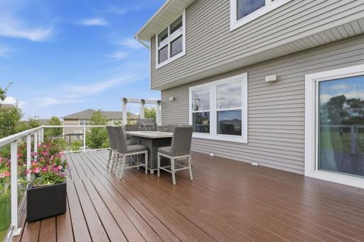 Tons of space for entertaining, grilling, outdoor dining.