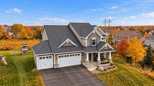 9684 7th Street N, Lake Elmo, MN 55042