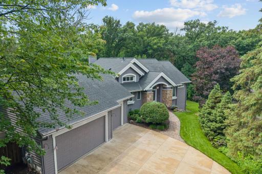 2700 Ashbourne Road, Minnetonka, MN 55391