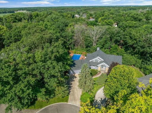 2700 Ashbourne Road, Minnetonka, MN 55391