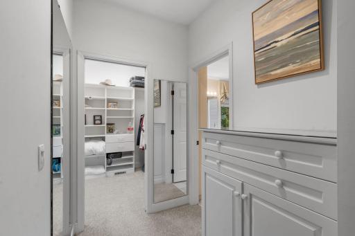 2700 Ashbourne Road, Minnetonka, MN 55391