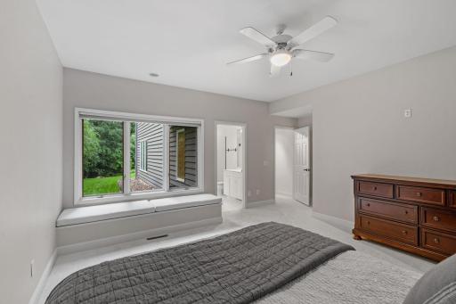 2700 Ashbourne Road, Minnetonka, MN 55391