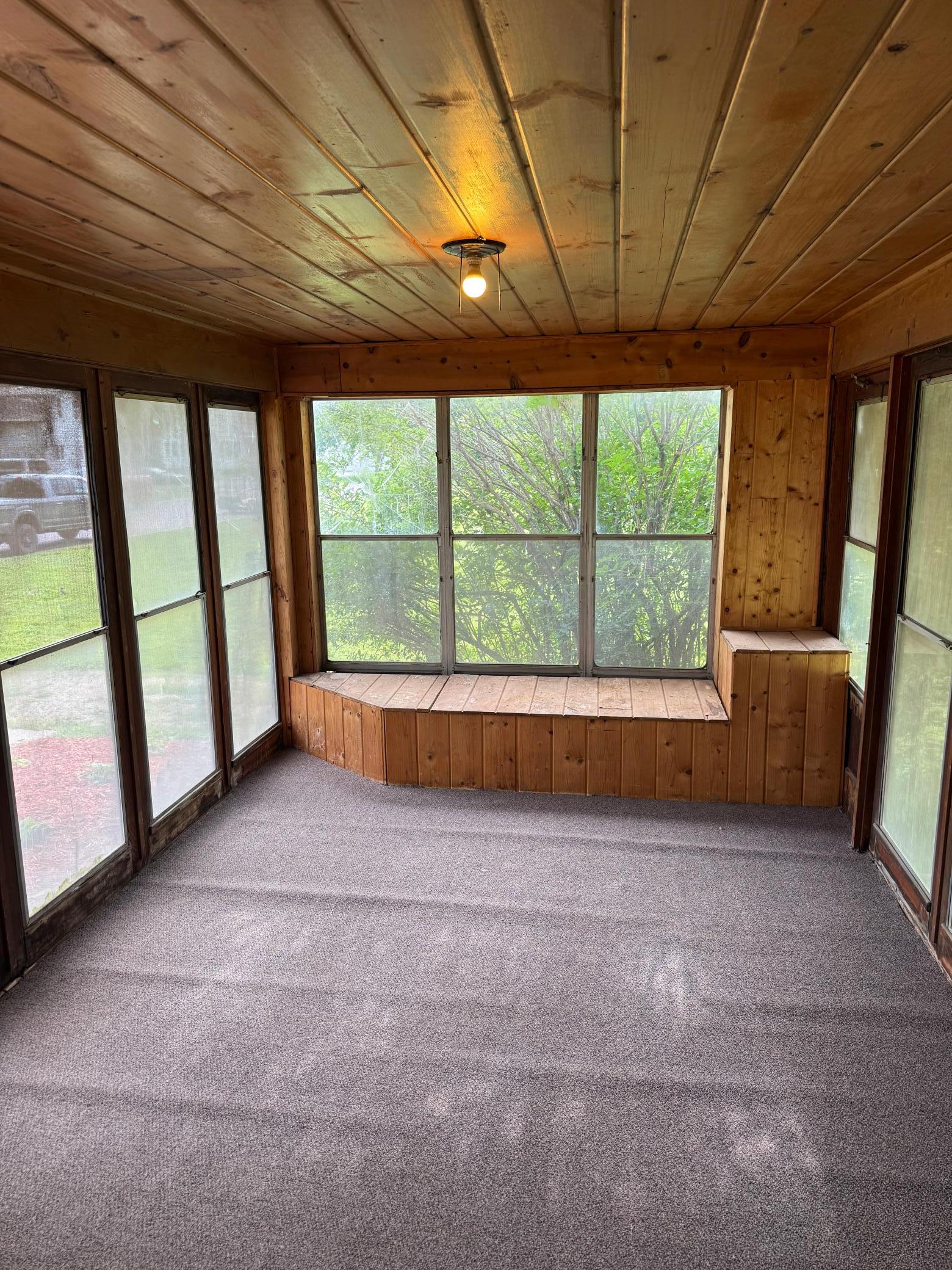 Main level 3 season porch