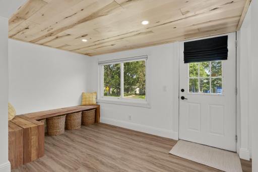 2618 South Avenue E, Saint Paul, MN 55109