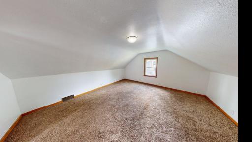 1004 6th Street SW, Willmar, MN 56201