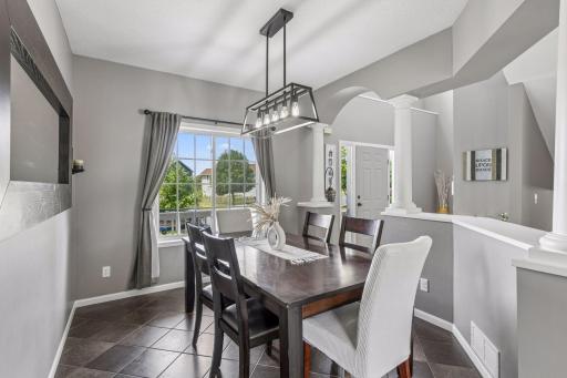 624 Dundee Avenue, River Falls, WI 54022