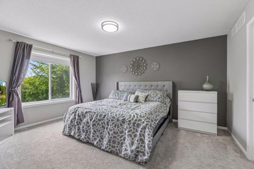 624 Dundee Avenue, River Falls, WI 54022