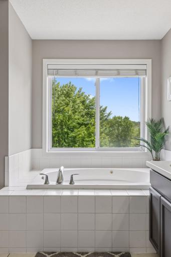 624 Dundee Avenue, River Falls, WI 54022