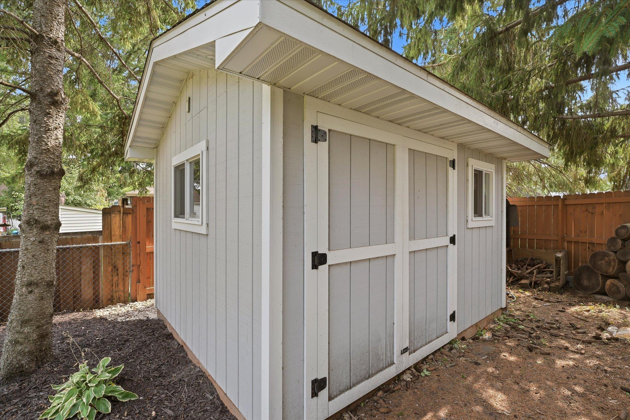 Storage shed