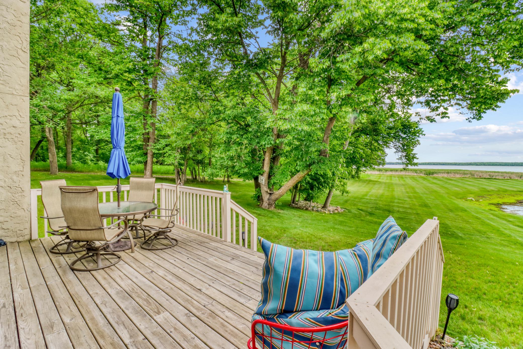 Deck main level