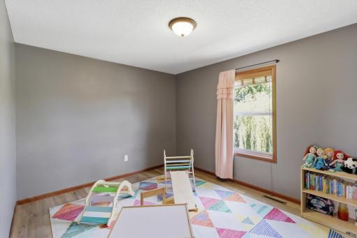 2133 119th Avenue NE, Minneapolis, MN 55449