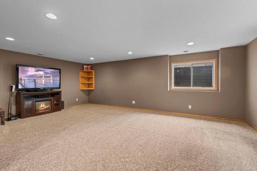13012 10th Avenue S, Zimmerman, MN 55398