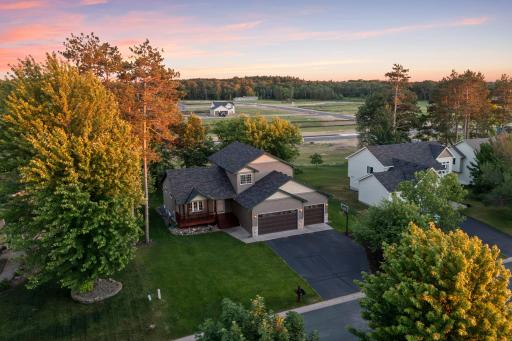 Set amongst tall trees enjoy a peaceful, private setting