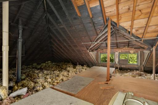 Potential to finish third floor attic space
