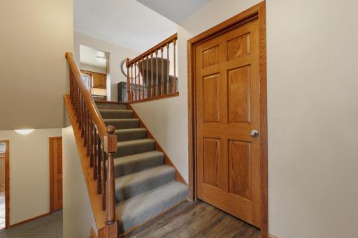 1651 Buckingham Path, Faribault, MN 55021
